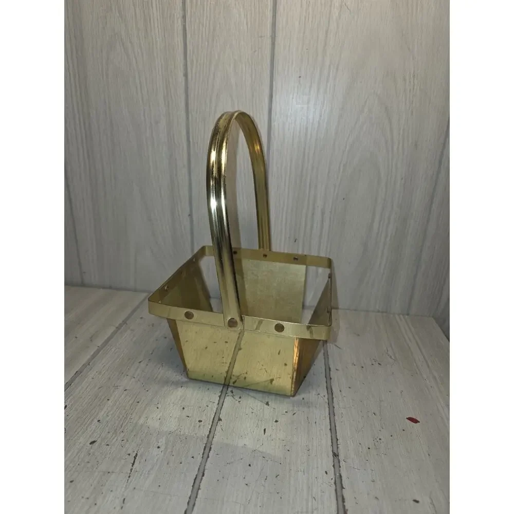 Vtg Brass Berry Basket W/ Handle Spring Decor Cottage Core Farmhouse Regency